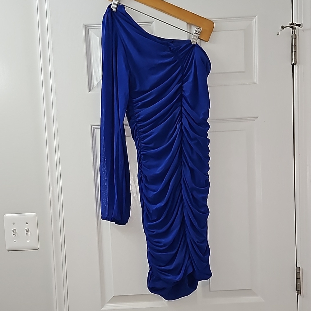 Elegant Blue One-Shoulder Dress